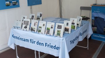 Vorschaubild für Mit dem Krieg nach Hamburg